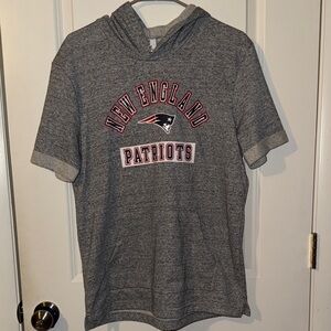 XXL Patriots boys youth Short Sleeve Gray Hooded NFL t shirt